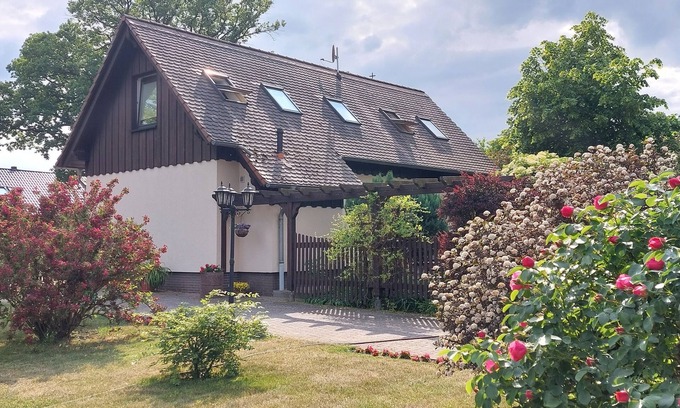 Temnitzquell Casa | Vacation home at the village green