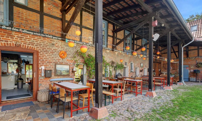 Rade Casa | Vacation Home "Blaues Haus" with Shared Terrace, Shared Garden & Wi-Fi