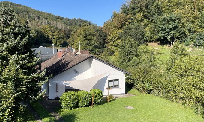 Gackenbach Casa | Pinzón de cabaña cerca de Coblenza y Montabaur