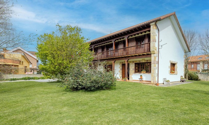 El Astillero Casa | Casa de vacaciones "Casa Montañesa" con 2 terrazas privadas, balcón y Wi-Fi