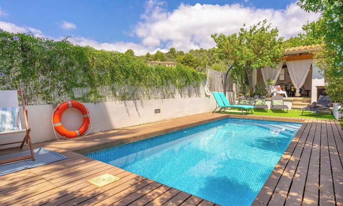 Selva Casa | Casa de vacaciones "Casa Gema" con vistas a la montaña, piscina, Wi-Fi, jardín y terraza; aparcamiento disponible en la calle