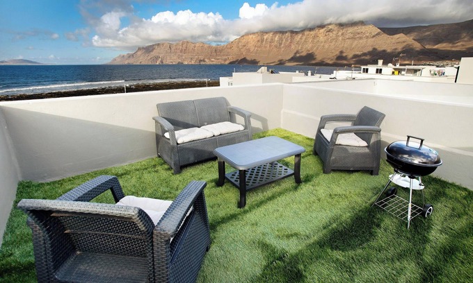 Caleta de Famara Casa | Casa de vacaciones Casa Vivo cerca de la playa con vistas al mar