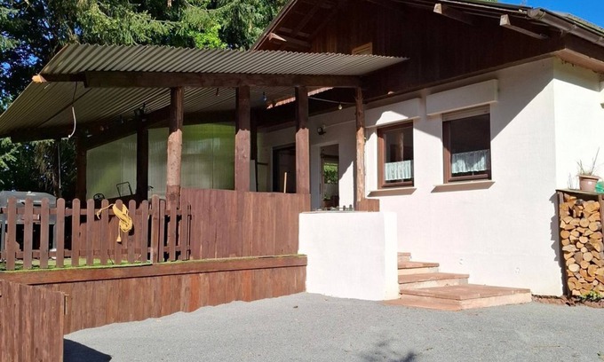 Wadern Apartamento | Vacation home Hochwald - Holiday home, bathroom, WC