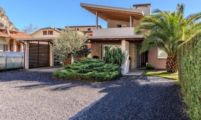 Gravellona Toce Casa | Vacation home Fenix by Interhome