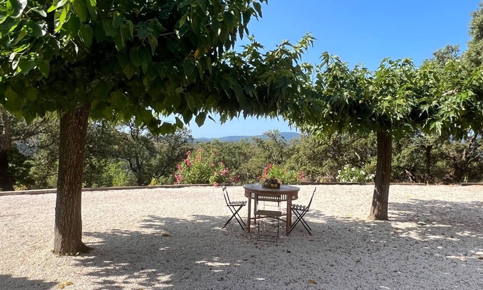 La Garde-Freinet Casa | Vacation home for 4 people with large pool in the bay of St. Tropez