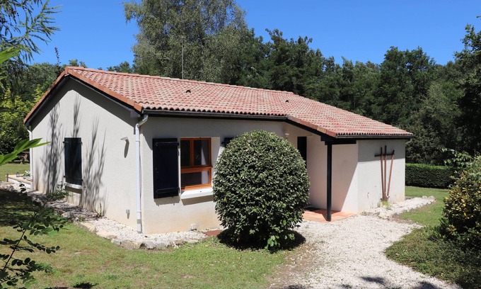 Ecuras Casa | Vacation home France * with 2 bathrooms, spacious private garden & Golf course around the corner