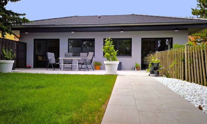Sangerhausen Casa | Vacation home in the center: terrace, quiet, green, pet-friendly, handicapped accessible