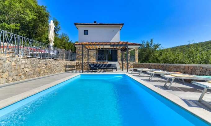 Novi Vinodolski Casa | Casa de vacaciones Kal by Interhome