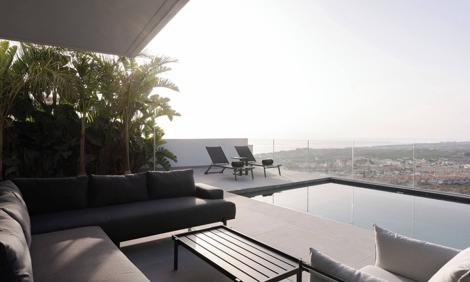 Costa Adeje Casa | Casa Vacacional 'Kai Torviscas' con Vista al Mar, Wi-Fi y Aire Acondicionado