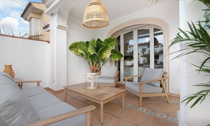 Torremolinos Villa | Casa de vacaciones "La Casita Del Mar" con bañera de hidromasaje privada, terrazas privadas y Wi-Fi