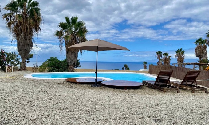 Adeje Casa | Casa de vacaciones 'La Casa Del Caballo' con vistas al mar, piscina privada y Wi-Fi