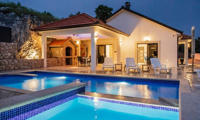 Prolozac Casa | Casa de vacaciones Lozo by Interhome
