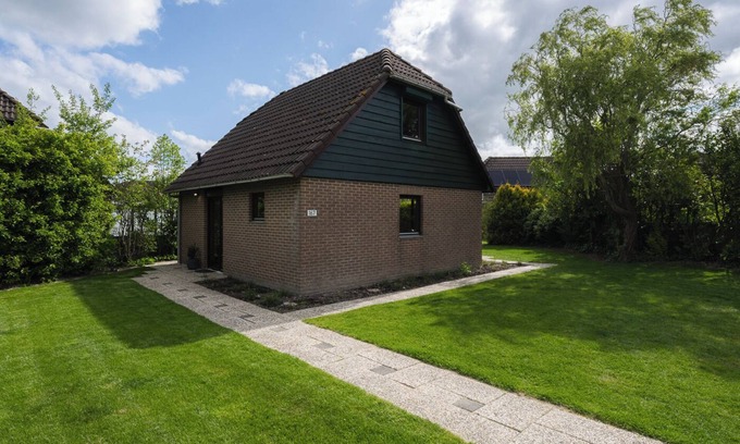 Wolphaartsdijk Casa | Vacation home on Lake Veere