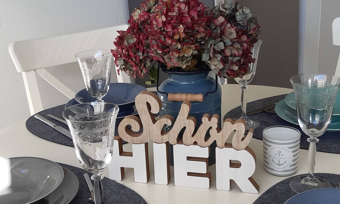 Ofenerdiek Casa | Vacation home Rhapsody-Oldenburg in a quiet suburban location