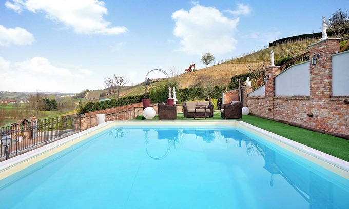 Priocca Casa | Casa de vacaciones "Sweet Life" con piscina compartida, terraza privada y Wi-Fi