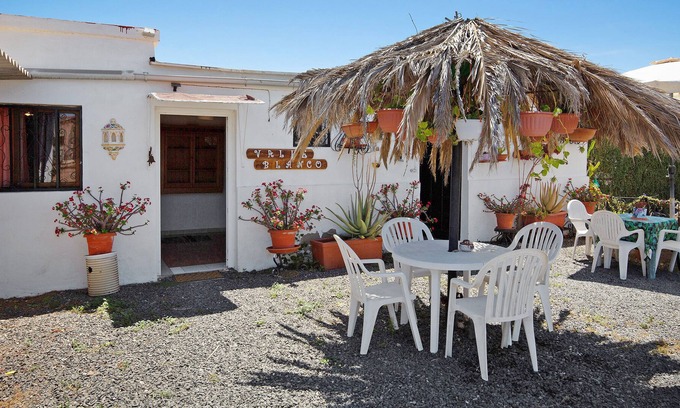 Antigua Apartamento | Vacation Home 'Valle Blanco' with Mountain View, Private Terrace and Wi-Fi