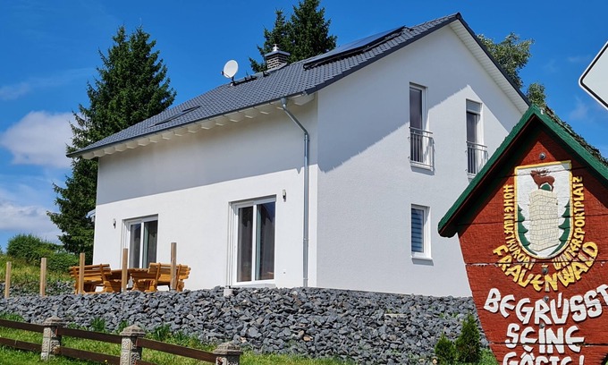 Frauenwald Casa | La reapertura! Casa de vacaciones Victoria - con chimenea en Frauenwald am Rennsteig