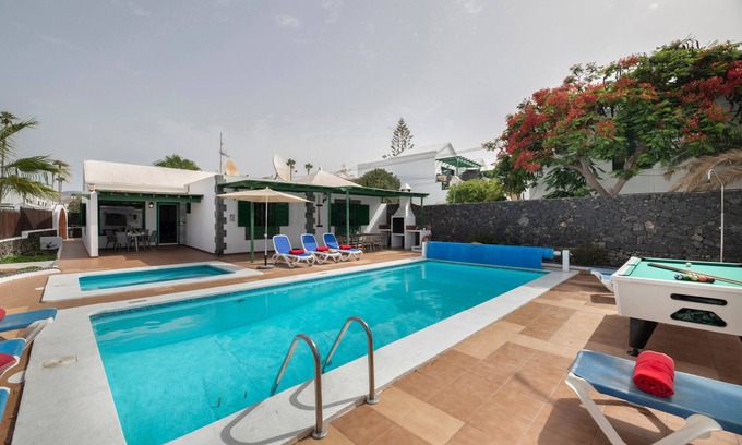 Los Pocillos Casa | Casa de vacaciones 'Villa Mirafondo' con piscina privada, Wi-Fi y aire acondicionado