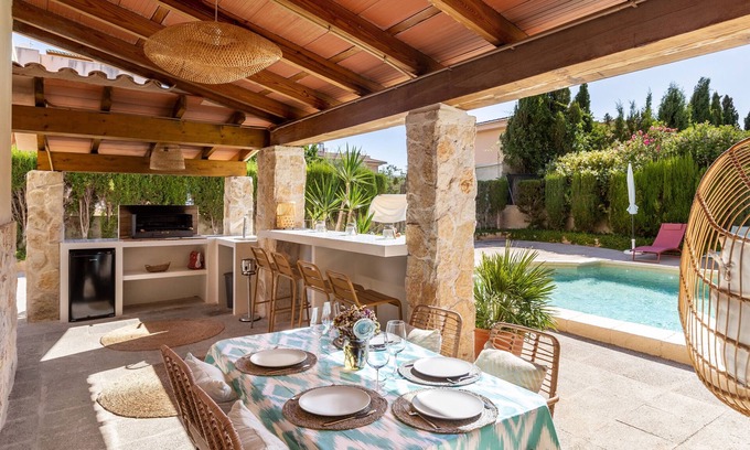 Son Ferrer Casa | Casa de vacaciones 'Villa Santa Lucia' con piscina privada, terrazas y Wi-Fi