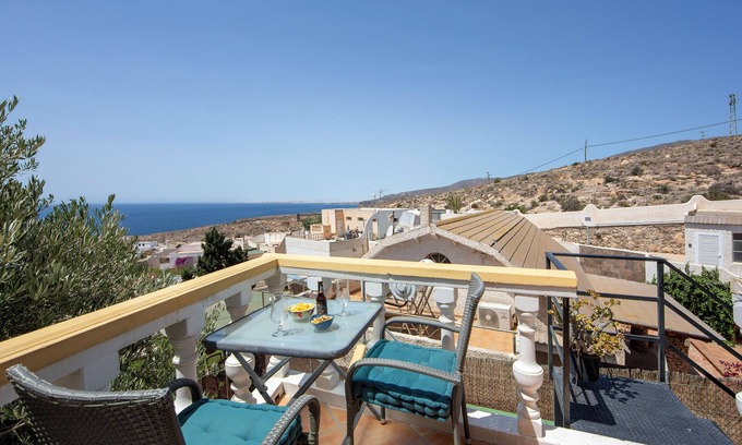 Almeria Casa | Casa de vacaciones 'Vista al Mar Ainara' con vistas al mar, piscina compartida y Wi-Fi