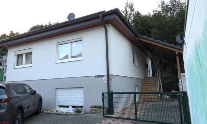 Neuhausel Apartamento | Casa de vacaciones "Waldzauber" - Apartamento de 7 camas