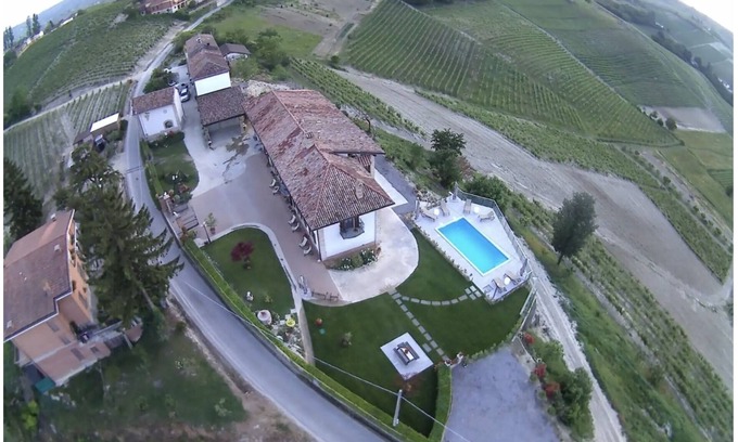 Costigliole d'Asti Casa | Vacation home with private Spa&Pool