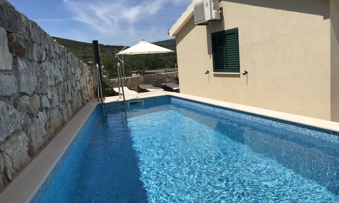 Pozorac Casa | Vacation home with private pool for 8 people