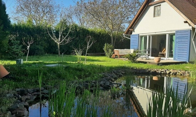 Balatonbereny Casa | Vacation house for rent at Lake Balaton, quiet location. Beach 5 min.