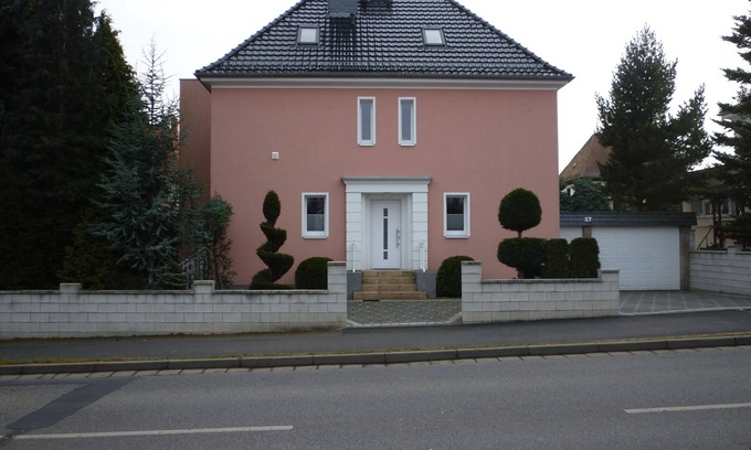 Racknitz/Zschertnitz Apartamento | Vacaciones en DRESDEN ... Puede explorar fácilmente la ciudad de Dresde sin un automóvil.