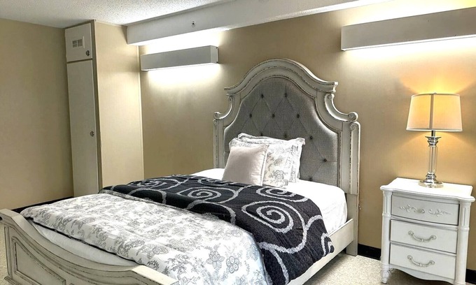 Owen Sound Casa | Vacation/Meditation/Education/Camp Centre in Owen Sound ON CA With Accommodation