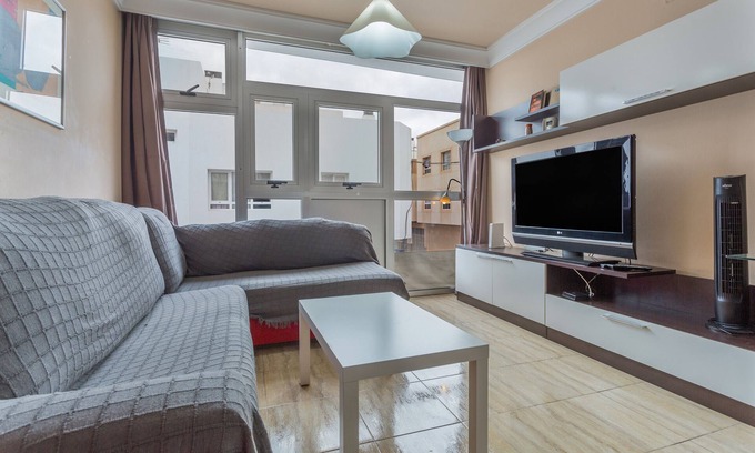 Puerto del Rosario Apartamento | Vacation 'Pto Rosario 4pax' with Wi-Fi
