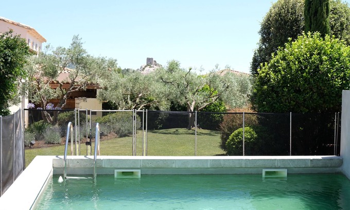 Aureille Chalet De Esquí | Vacation rental house with pool AUREILLE LS1-406
