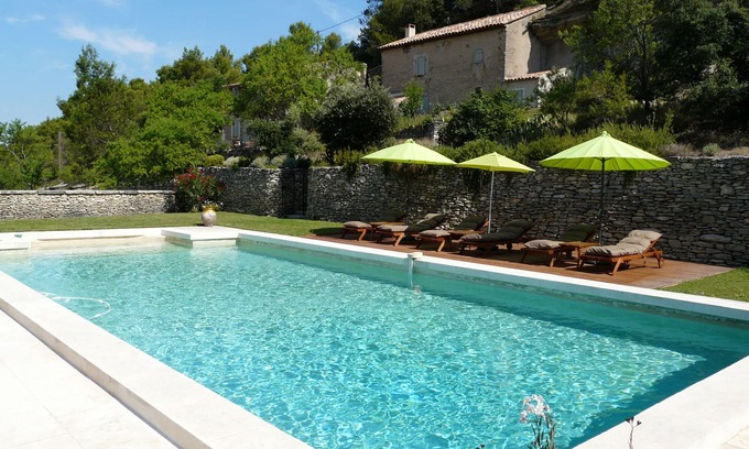 Lacoste Chalet De Esquí | Magnífica casa de campo provenzal con magníficas vistas en Lacoste en el Parc du Lubéron