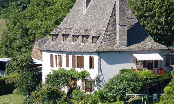 Junhac Apartamento | Alquileres para vacaciones en Auvernia una auténtica granja, Cantal Auvergne