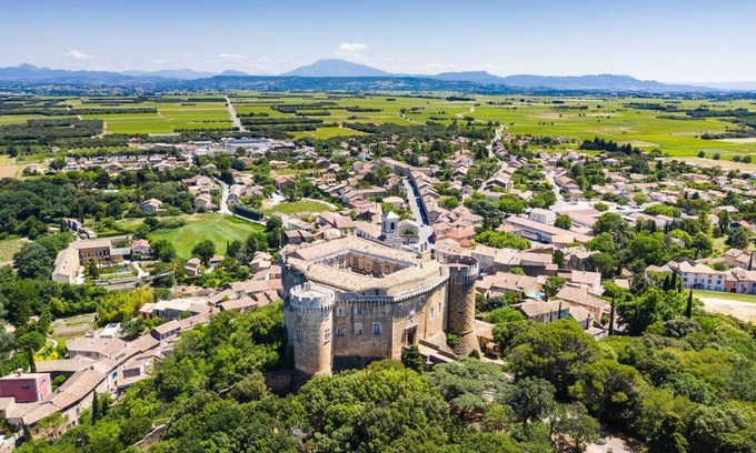 Suze-la-Rousse Casa | Vacation rentals for up to 10 people. NEW! Swimming pool
