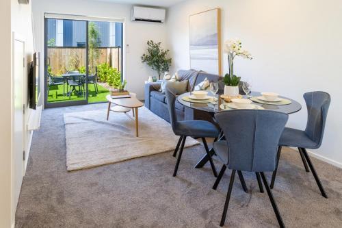 Upper Riccarton Apartamento | Vacation Riccarton 2 bed 2 bath w/carpark