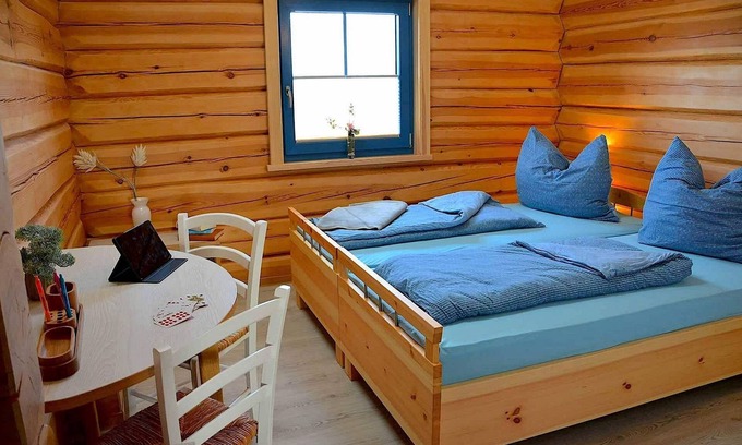 Quitzdorf am See Apartamento | Vacation room Stör-Stube with shower/WC