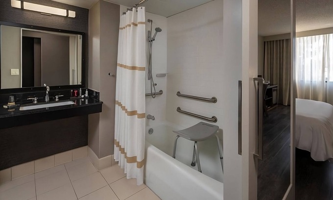 Nashville Apartamento | Vacation Starts Here! Near GEODIS Park - Home of Nashville SC, Pet-Friendly