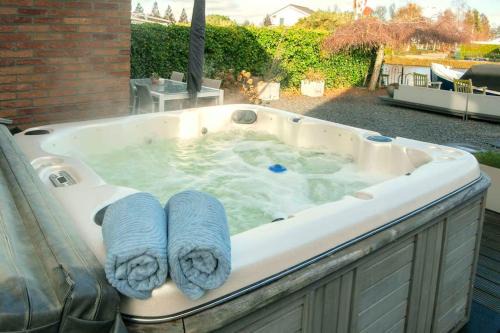 Vinkeveen Casa | Vakantiehuis aan het water
