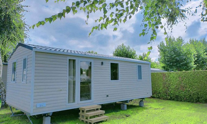 Jabbeke Chalet De Esquí | Vakantiepark Klein Strand - Premium Chalet 4p