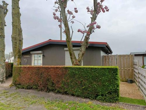 Jabbeke Chalet De Esquí | Vakantiepark Klein Strand - Luxe Houten Chalet