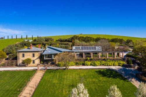 Ullina Casa | Vale Hill House