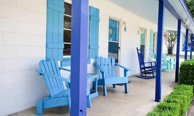 Kingsland Cabina | Valentine Lakeside - Cabin 2