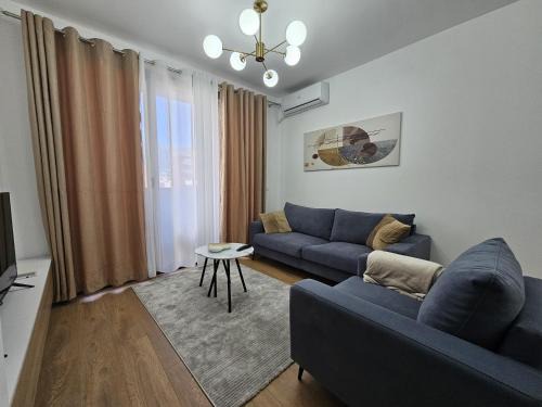 Tirana Apartamento | Valentino Zirkon
