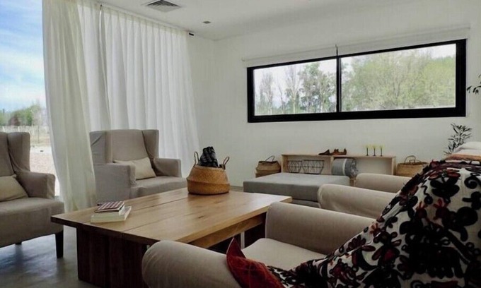 Tunuyan Casa | Valle de Uco Modern Chic w/ pool