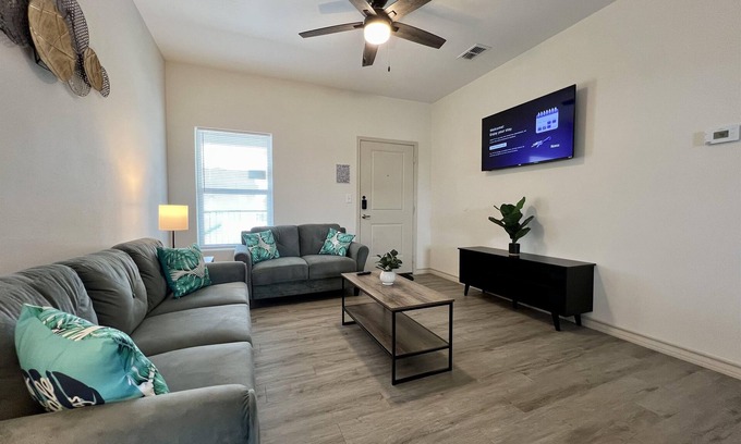Brownsville Apartamento | Valle Hermoso - Brand New Apartment Near SpaceX!
