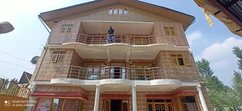 Srinagar Casa | Valley holidays