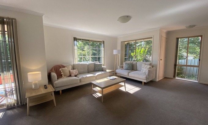 Healesville Casa | Valley House - stay with us in comfort