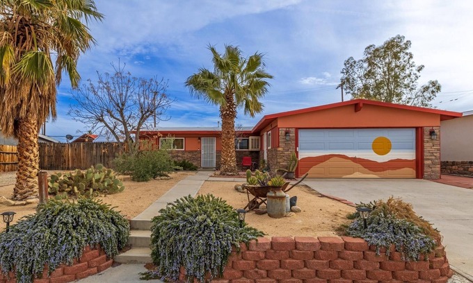 Twentynine Palms Casa | Valley of the Palms House