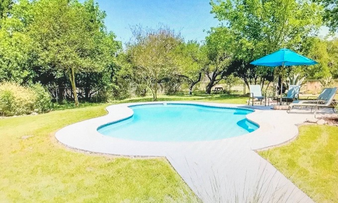 San Marcos Casa | Casa de vacaciones con vista al valle junto a la piscina